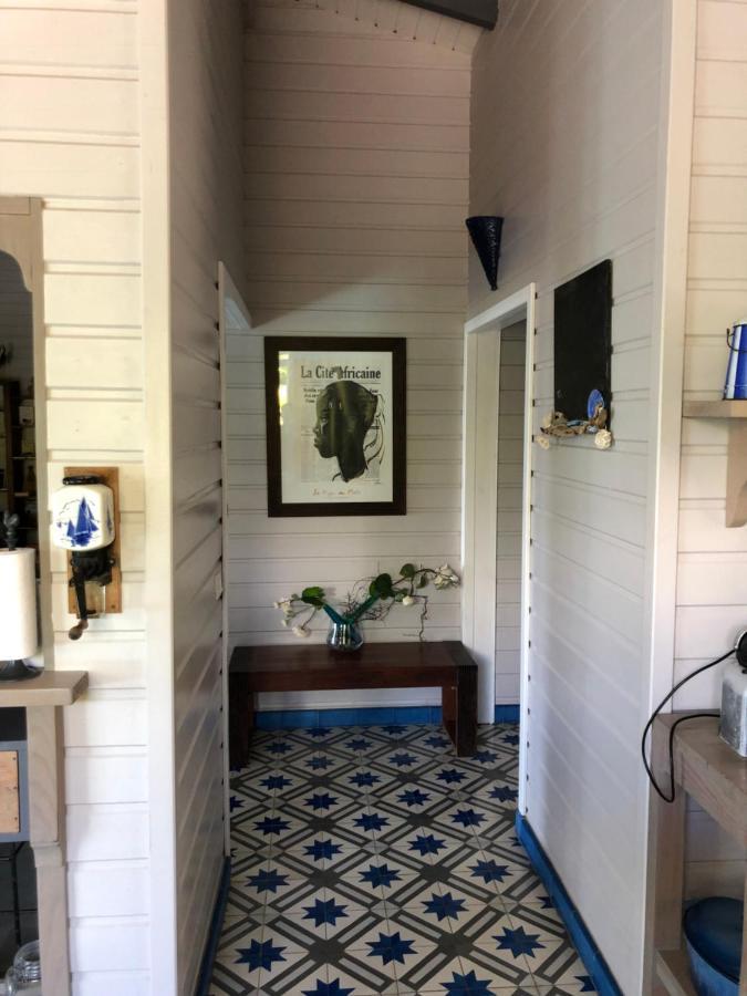 La Maison Bleue - Les Hauts De La Baie Terre-de-Bas Exterior foto
